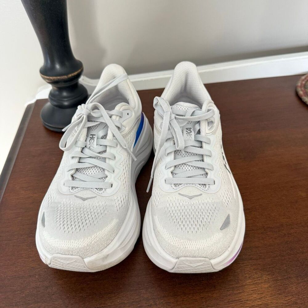 Hoka Bondi 9 Women’s White Running Shoes Sneakers - Picture 2 of 7